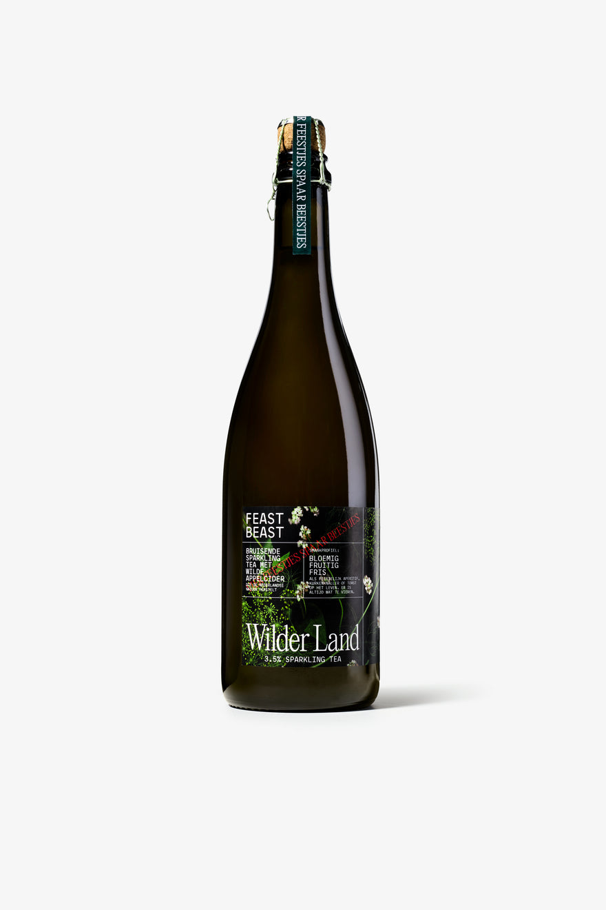 files/240906_WILDERLAND_packshot_Sparkling-Tea_FLES_web.jpg